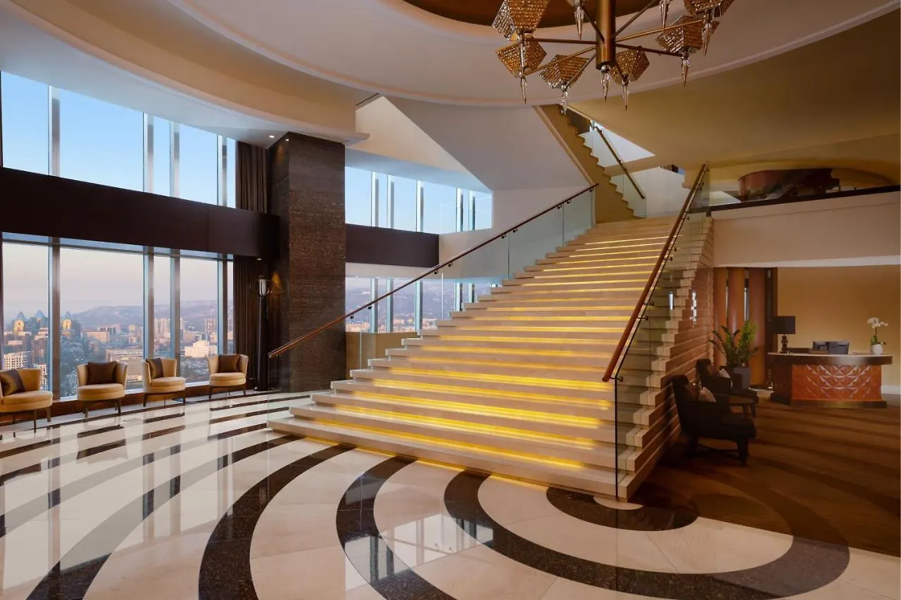 Hotel The Ritz-Carlton, Almatý 5*,