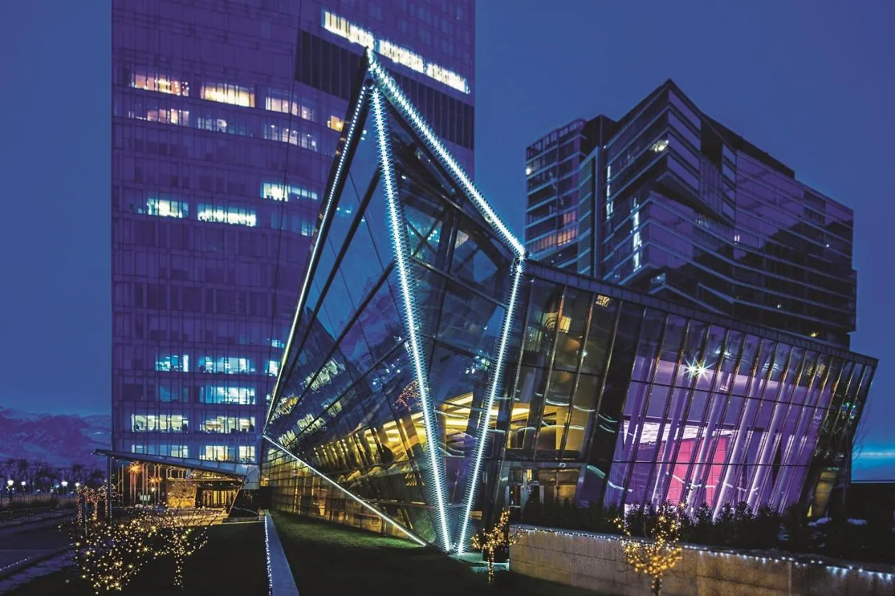 The Ritz-Carlton, Almaty Hotel 5*,